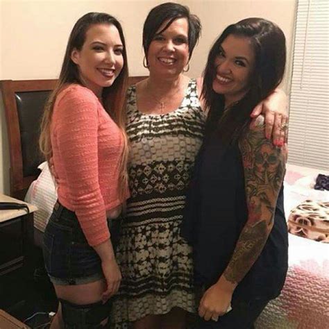 sherilyn amber guerrero|Vickie Guerrero feuding with daughter over sexual assault。